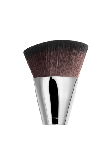 pincel-base-maquillaje-make-upforever-I000063109_HD_SKIN_FOUNDATION_BRUSH_109-22_Face_2
