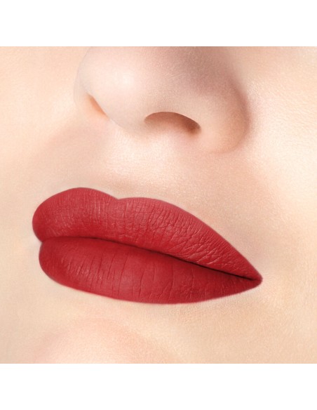 Labial líquido ultra ligero